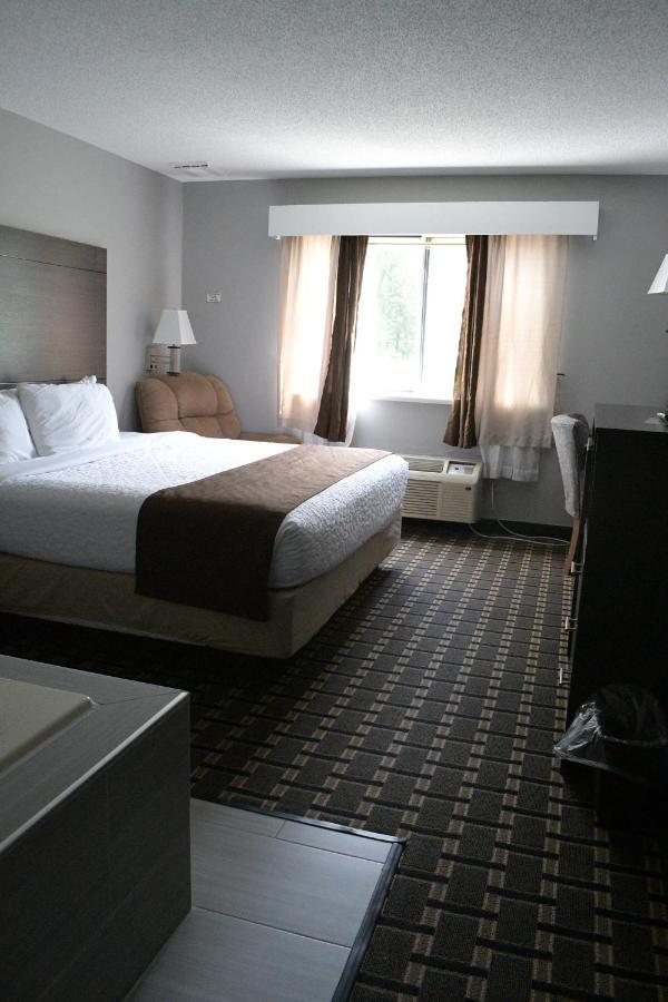 Adams Inn And Suites Exteriör bild